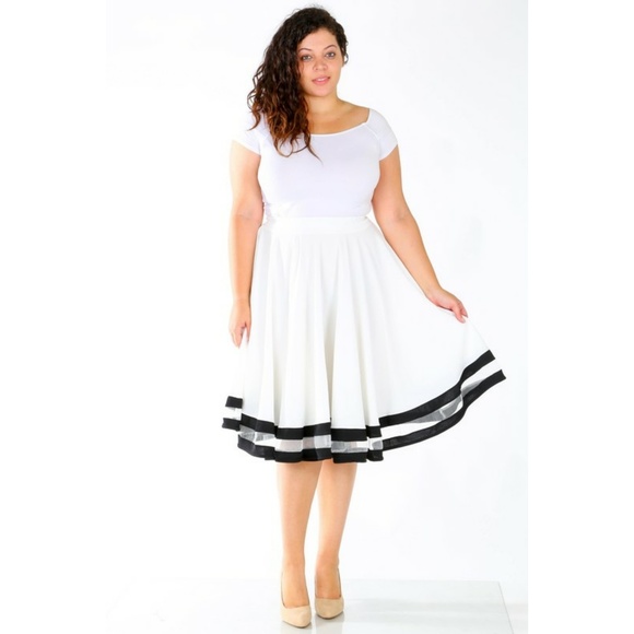 1x-3x Plus size NEW Contrast hem skater skirt - Picture 2 of 2